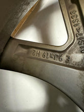 Load image into Gallery viewer, 1x Alufelge 19 Zoll 9.0" 5x112 38ET 6883752 BMW X5 G05 Rim Wheel FEL7915292176sx