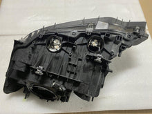 Load image into Gallery viewer, Frontscheinwerfer BMW 3 F30 7259526 Xenon Rechts Scheinwerfer Headlight SCH5824632124zh