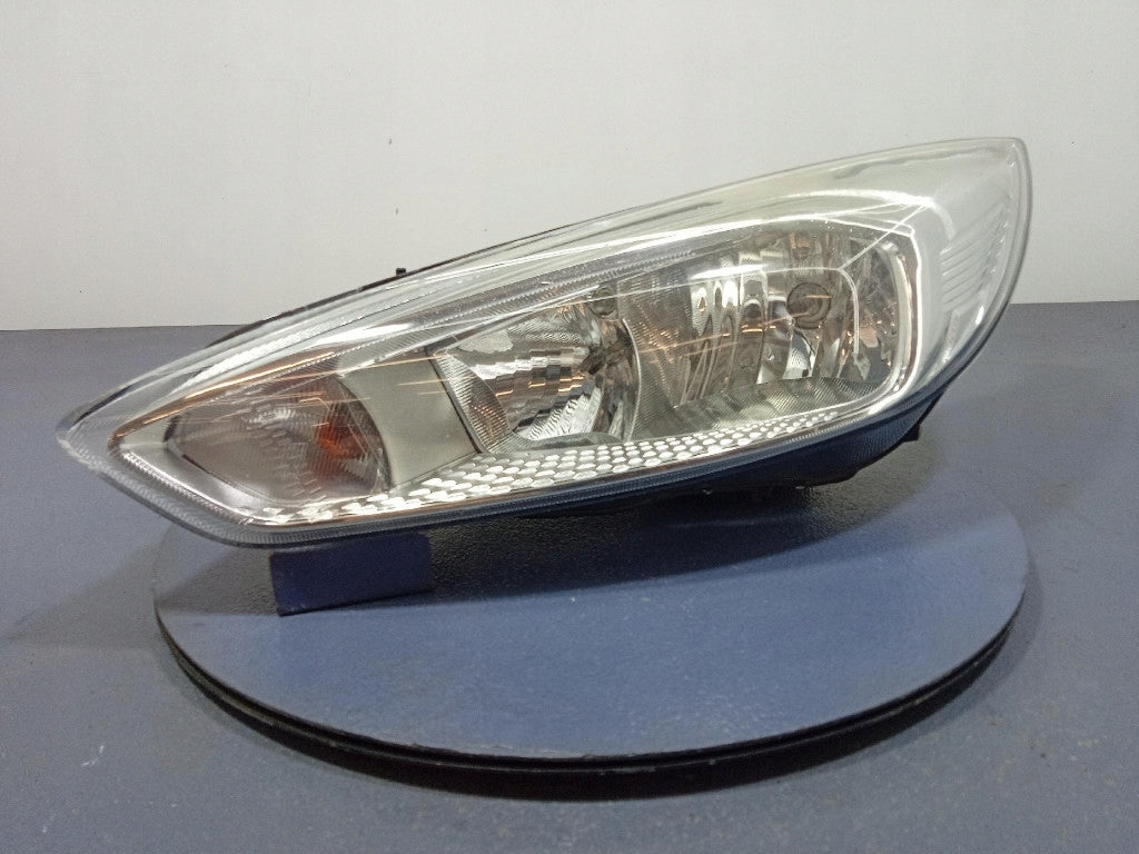 Frontscheinwerfer Ford Focus -1006448-F1EB-13W030-AE Links Headlight SCH3733255006sj