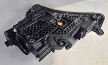 Laden Sie das Bild in den Galerie-Viewer, Frontscheinwerfer Skoda Superb III 3V1941016 Xenon Rechts Scheinwerfer Headlight