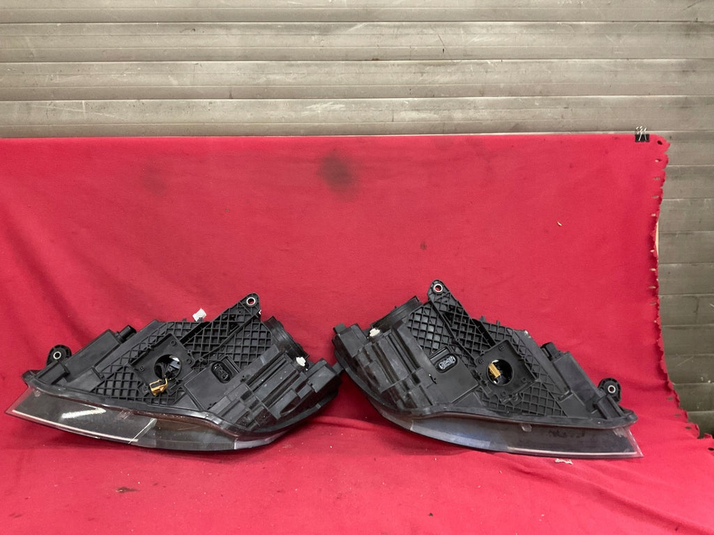 Frontscheinwerfer Skoda Superb III 3V1941016A 3V1941015A Xenon Rechts oder Links