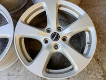 Load image into Gallery viewer, 1x Alufelge 17 Zoll 8.0" 5x120 30ET Silber KBA46717 Audi Rim Wheel FEL6626395756uv