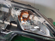 Load image into Gallery viewer, Frontscheinwerfer Mitsubishi Space W Star 8301D446 Ein Stück (Rechts oder Links)