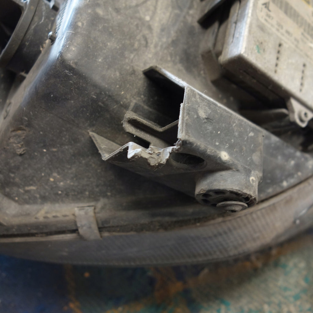 Frontscheinwerfer Mercedes-Benz W220 0301178273 Links Scheinwerfer Headlight SCH8635341392ws