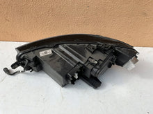 Load image into Gallery viewer, Frontscheinwerfer VW Passat 3J1941006 LED Rechts Scheinwerfer Headlight SCH7961722015xv