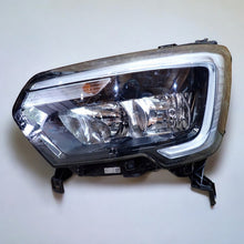 Laden Sie das Bild in den Galerie-Viewer, Frontscheinwerfer Renault Master III 260607867R Links Scheinwerfer Headlight