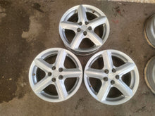 Load image into Gallery viewer, 1x Alufelge 16 Zoll 6.5" 5x100 39ET Silber 54031001 Toyota Rim Wheel FEL8112655719lr