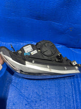 Laden Sie das Bild in den Galerie-Viewer, Frontscheinwerfer BMW 4 F36 F32 F82 F33 77377840 Xenon Rechts Headlight SCH9645520435mu