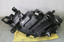 Laden Sie das Bild in den Galerie-Viewer, Frontscheinwerfer VW 11B941006A LED Rechts Scheinwerfer Headlight SCH5963213228mp