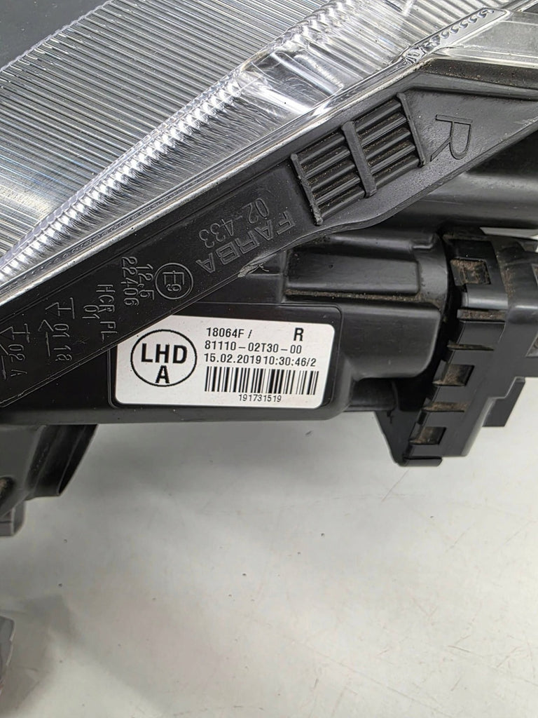 Frontscheinwerfer Toyota Corolla 81110-0T30 Rechts Scheinwerfer Headlight SCH2172358617vv