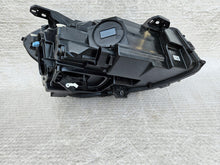 Laden Sie das Bild in den Galerie-Viewer, Frontscheinwerfer Mercedes-Benz W176 A1769068900 Links Scheinwerfer Headlight SCH3776153877av