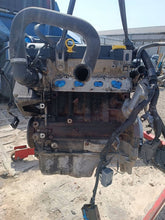 Laden Sie das Bild in den Galerie-Viewer, Motor Opel Corsa E B12XER 1.2 2004 Benzin Engine Komplett MOT2855480818eo