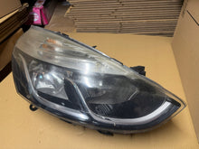 Laden Sie das Bild in den Galerie-Viewer, Frontscheinwerfer Renault Clio IV Rechts Scheinwerfer Headlight SCH3178545911ck
