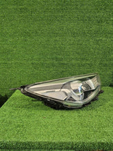 Load image into Gallery viewer, Frontscheinwerfer Kia Rio IV 92102-H8 LED Rechts Scheinwerfer Headlight SCH9716132186cv