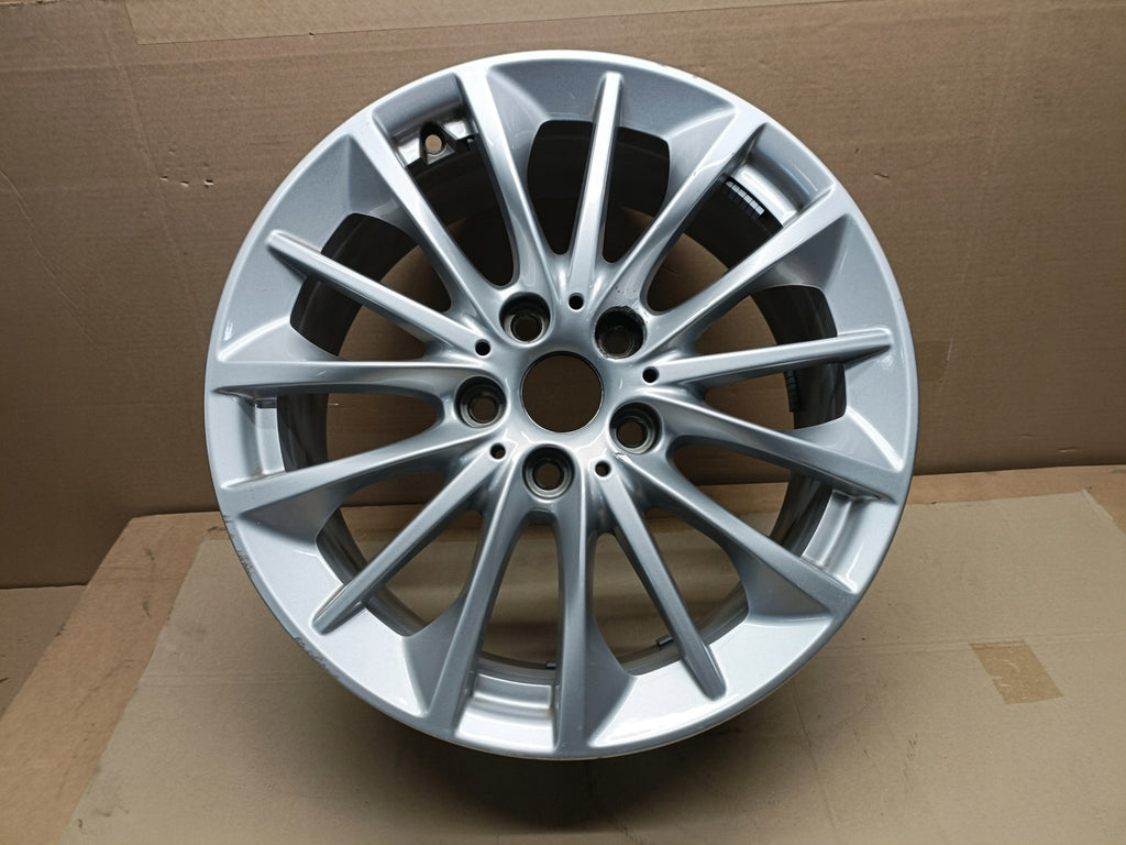 1x Alufelge 17 Zoll 7.5" 5x112 54ET Glanz Silber 8Y0601025BF BMW F45 F40