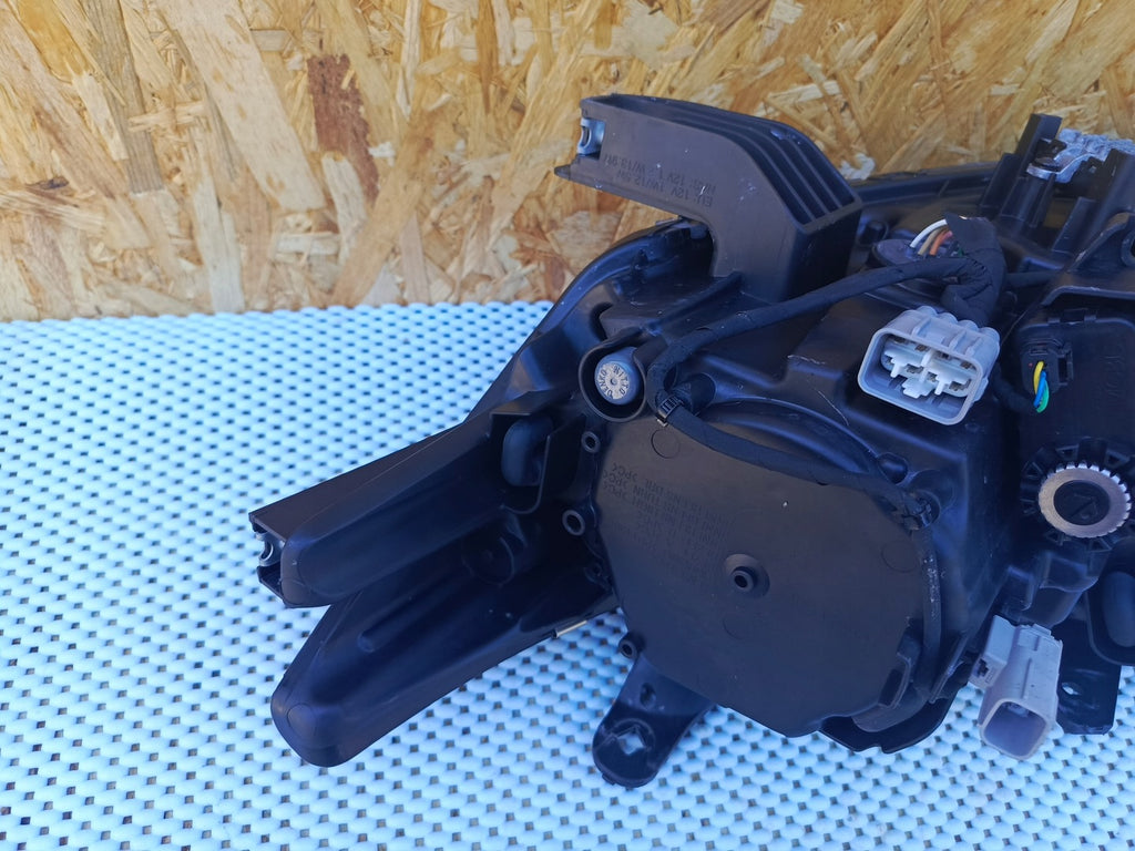 Frontscheinwerfer Mitsubishi Outlander III 8301D3-32 LED Rechts Headlight