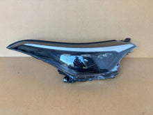 Laden Sie das Bild in den Galerie-Viewer, Frontscheinwerfer Toyota Chr 81110-YP280-00 Full LED Rechts Headlight SCH3311673861qx