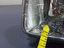 Laden Sie das Bild in den Galerie-Viewer, Frontscheinwerfer Toyota 976505-212 Links Scheinwerfer Headlight SCH1508877454ny