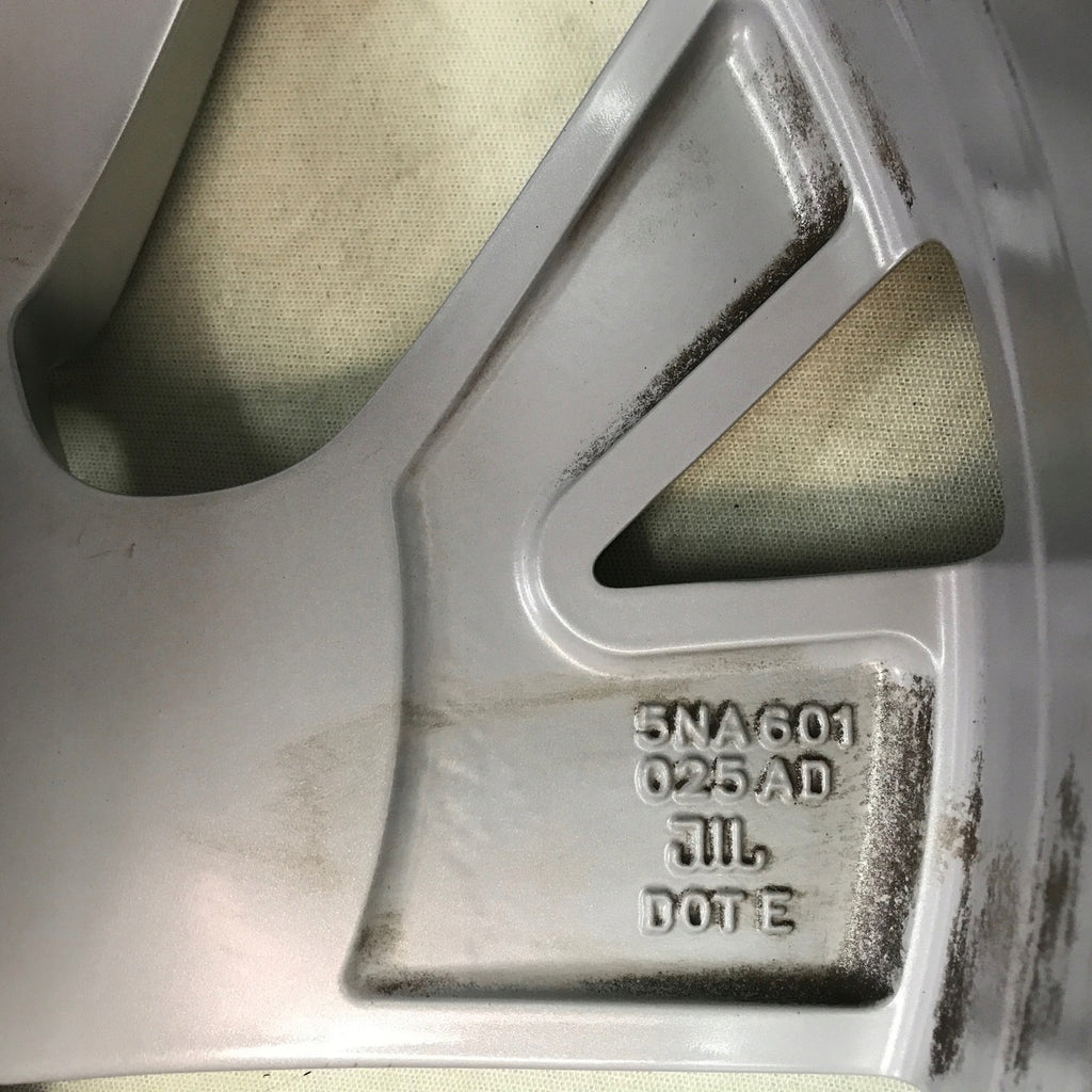 1x Alufelge 18 Zoll 7.0" 5x112 43ET 5NA601025AD VW Rim Wheel