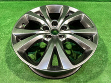 Laden Sie das Bild in den Galerie-Viewer, 1x Alufelge 18 Zoll 7.0&quot; 5x114.3 45ET 9965787080 Mazda Cx-30 Cx30 Rim Wheel