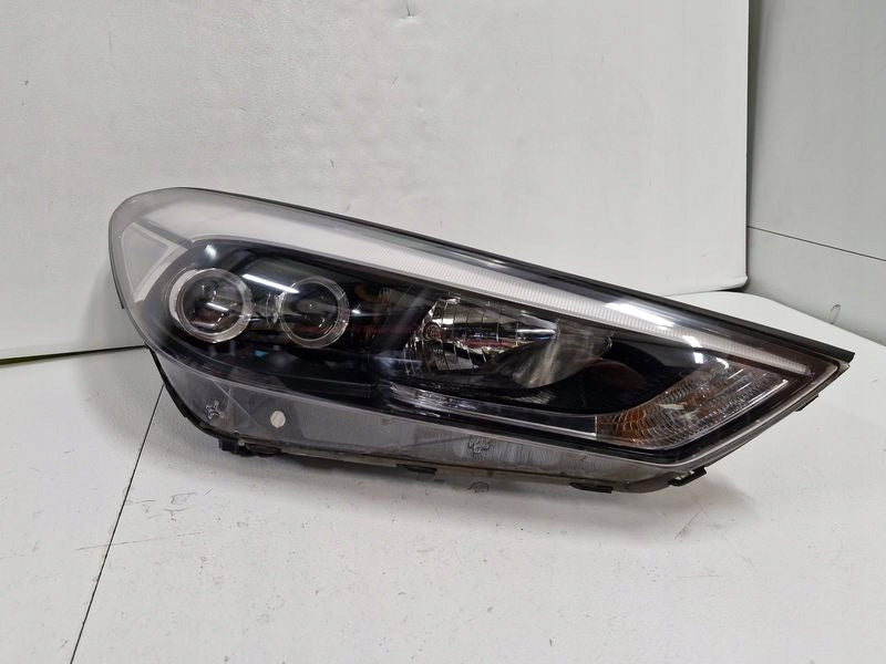 Frontscheinwerfer Hyundai Tucson 92102-D7201 Rechts Scheinwerfer Headlight SCH8652956526ix