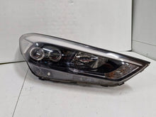 Laden Sie das Bild in den Galerie-Viewer, Frontscheinwerfer Hyundai Tucson 92102-D7201 Rechts Scheinwerfer Headlight SCH8652956526ix