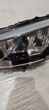 Laden Sie das Bild in den Galerie-Viewer, Frontscheinwerfer Peugeot 2008 208 II 9833036380 LED Links Headlight SCH4008938233ju