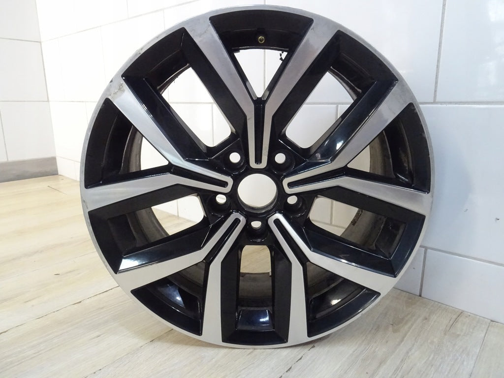 1x Alufelge 17 Zoll 7.0" 5x112 42ET Glanz Silber 3G0601025F VW Passat B8 FEL6919421657mb