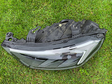 Load image into Gallery viewer, Frontscheinwerfer Audi A1 82A941033D LED Links Scheinwerfer Headlight