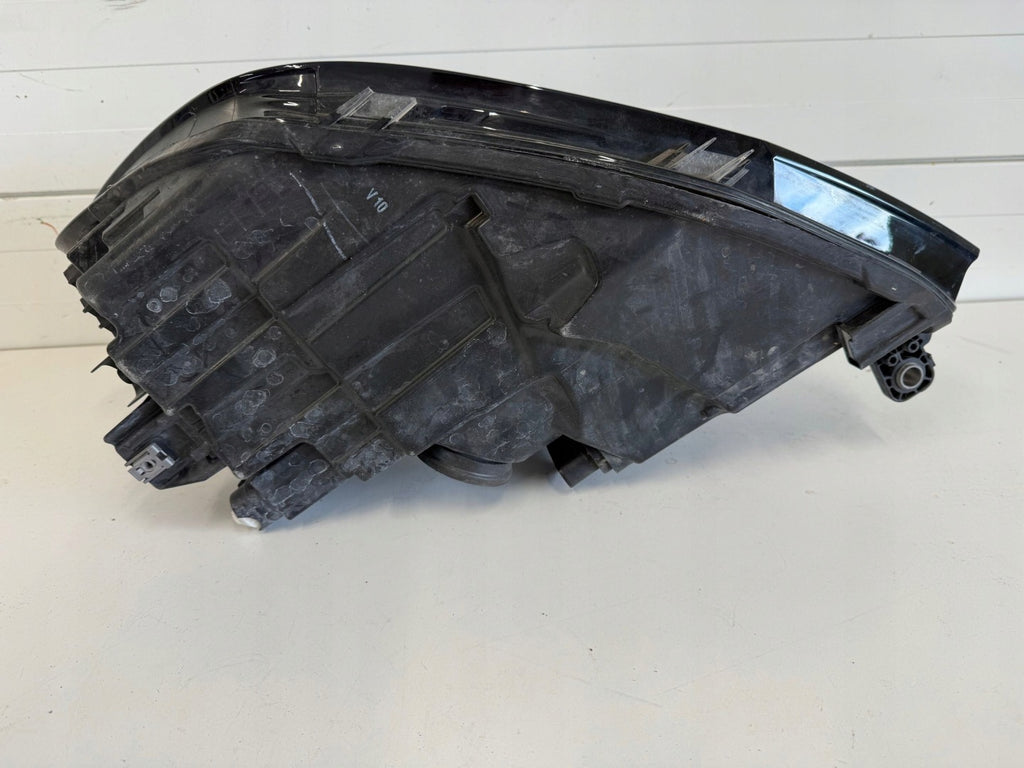 Frontscheinwerfer VW Caddy 2K1941016A Rechts Scheinwerfer Headlight SCH6685941785zo