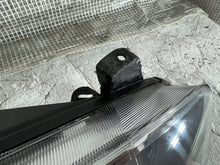Laden Sie das Bild in den Galerie-Viewer, Frontscheinwerfer Ford Bmax B-Max AV11-13W029-AE Rechts Scheinwerfer Headlight SCH2099889609cx