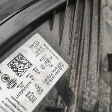 Load image into Gallery viewer, Frontscheinwerfer Skoda Enyaq IV 5LB941015G Ein Stück (Rechts oder Links)