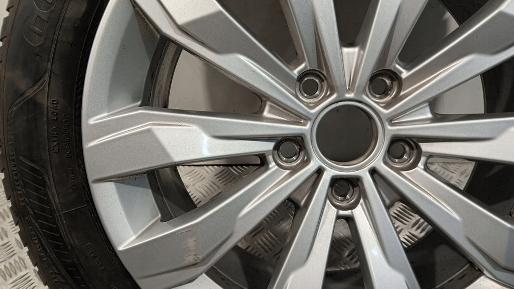 1x Alufelge 17 Zoll 7.0" 5x112 45ET Glanz Silber 2GA601025A VW T-Roc Rim Wheel FEL3708623270fk