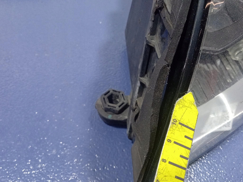 Frontscheinwerfer Audi A2 8Z0941003H Links Scheinwerfer Headlight