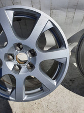 Load image into Gallery viewer, 1x Alufelge 17 Zoll 8.0&quot; 5x112 39ET Audi Q5 Rim Wheel