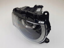 Laden Sie das Bild in den Galerie-Viewer, Frontscheinwerfer Land Rover Defender L8B2-13W030-FF L8B2-13W029-FF Ein Satz SCH3563976670cr