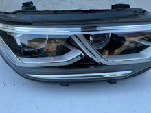 Laden Sie das Bild in den Galerie-Viewer, Frontscheinwerfer VW Tiguan Allspace 5NN941082D Rechts Scheinwerfer Headlight SCH5725074061xb