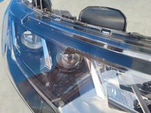 Laden Sie das Bild in den Galerie-Viewer, Frontscheinwerfer Mitsubishi Outlander I 8301D3-32 LED Rechts Headlight SCH2839363603wn