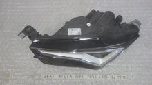 Laden Sie das Bild in den Galerie-Viewer, Frontscheinwerfer Seat Ateca 576941031B Links Scheinwerfer Headlight SCH8185702651fr