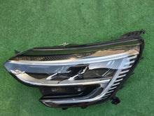 Laden Sie das Bild in den Galerie-Viewer, Frontscheinwerfer Renault Megane 260604081R LED Ein Stück (Rechts oder Links) SCH6154207773il