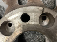 Load image into Gallery viewer, 1x Alufelge 17 Zoll 6.5" 5x112 34,5ET Glanz Silber A2064010100 Mercedes-Benz FEL3097775368um