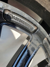 Laden Sie das Bild in den Galerie-Viewer, 1x Alufelge 20 Zoll 8.5" 5x112 30ET A2934010900 Mercedes-Benz Amg Eqc Rim Wheel FEL9347573657vi