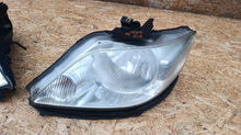 Laden Sie das Bild in den Galerie-Viewer, Frontscheinwerfer Honda City Ein Satz Scheinwerfer Headlight SCH4573579955eh