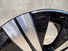 Load image into Gallery viewer, 1x Alufelge 17 Zoll 7.0" 5x112 44 5ET Glanz A2064017100 Mercedes-Benz W206 FEL3421422779wr
