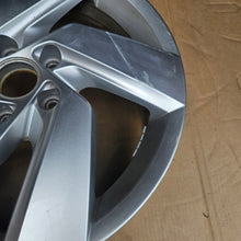 Load image into Gallery viewer, 1x Alufelge 17 Zoll 7.5" 5x112 51ET 5H0601025E VW Golf Rim Wheel FEL3967425241sq