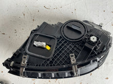 Laden Sie das Bild in den Galerie-Viewer, Frontscheinwerfer Mercedes-Benz W222 A2229068203 LED Rechts Headlight SCH5780114414lq