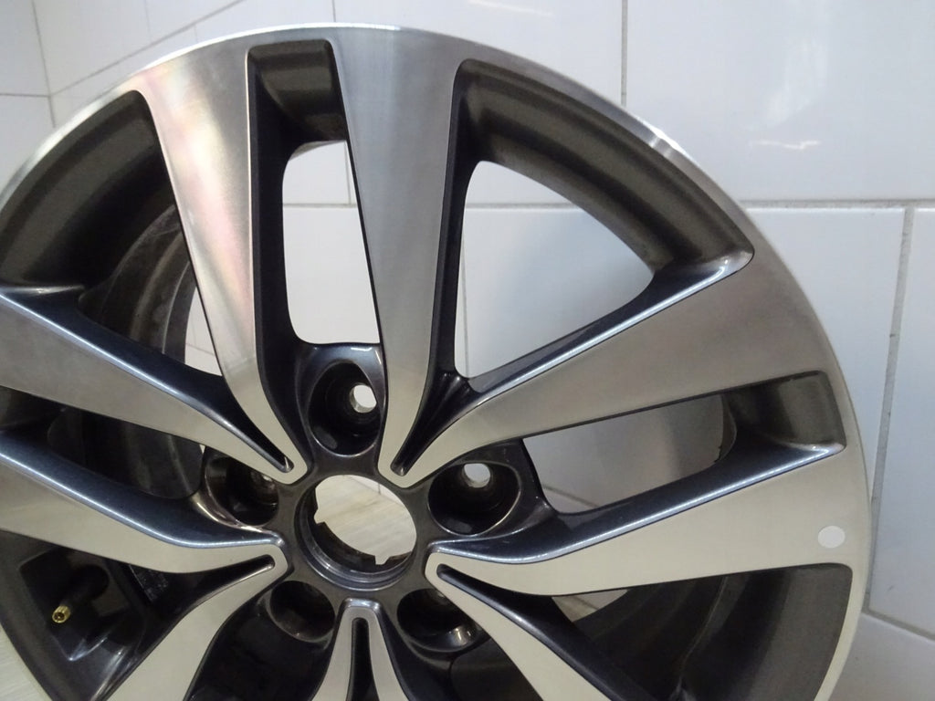1x Alufelge 16 Zoll 6.5" 5x114.3 53ET Glanz Schwarz 52910-64200 Hyundai I30 FEL7805127505xf