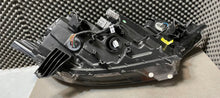 Laden Sie das Bild in den Galerie-Viewer, Frontscheinwerfer Mitsubishi Outlander III 4BX198301D3 Links Headlight SCH7750998909ps