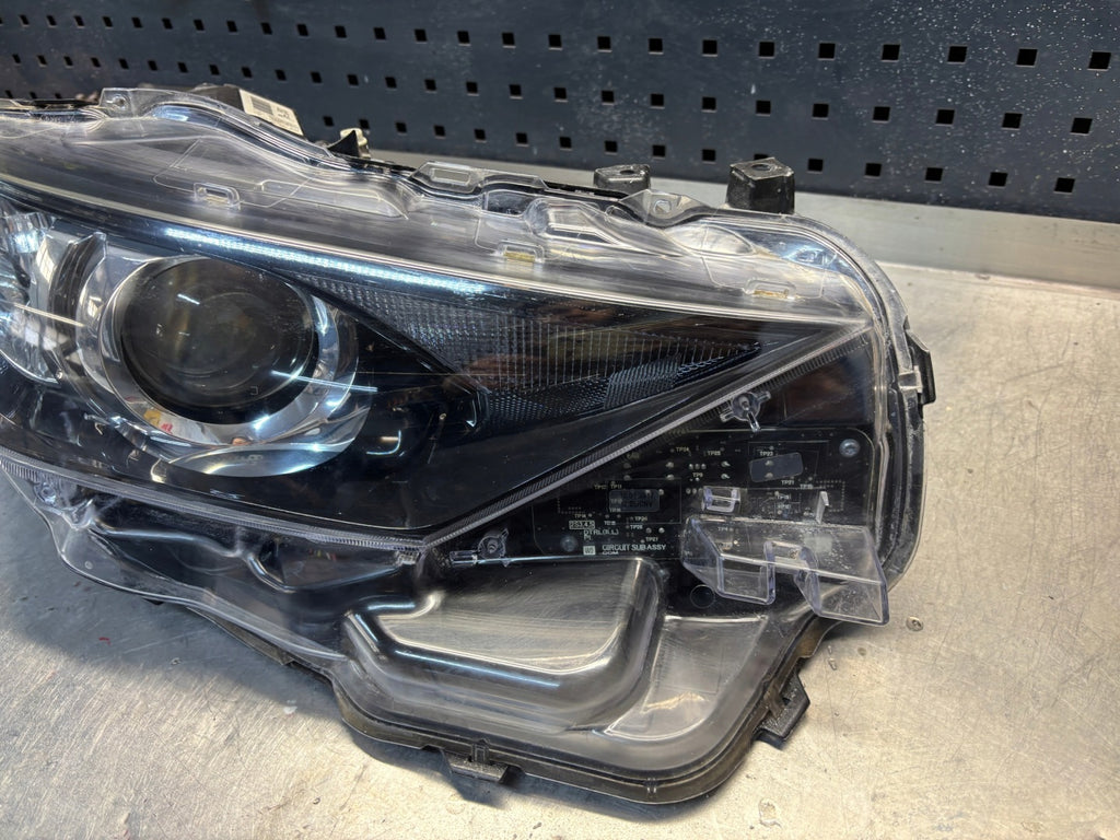 Frontscheinwerfer Toyota Auris 81110-02K30 LED Rechts Scheinwerfer Headlight SCH8802505838in