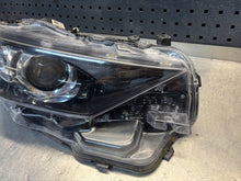 Laden Sie das Bild in den Galerie-Viewer, Frontscheinwerfer Toyota Auris 81110-02K30 LED Rechts Scheinwerfer Headlight SCH8802505838in